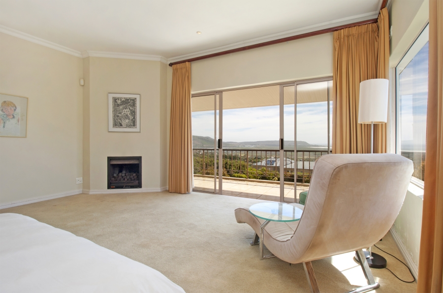 To Let 4 Bedroom Property for Rent in Belvedere Western Cape